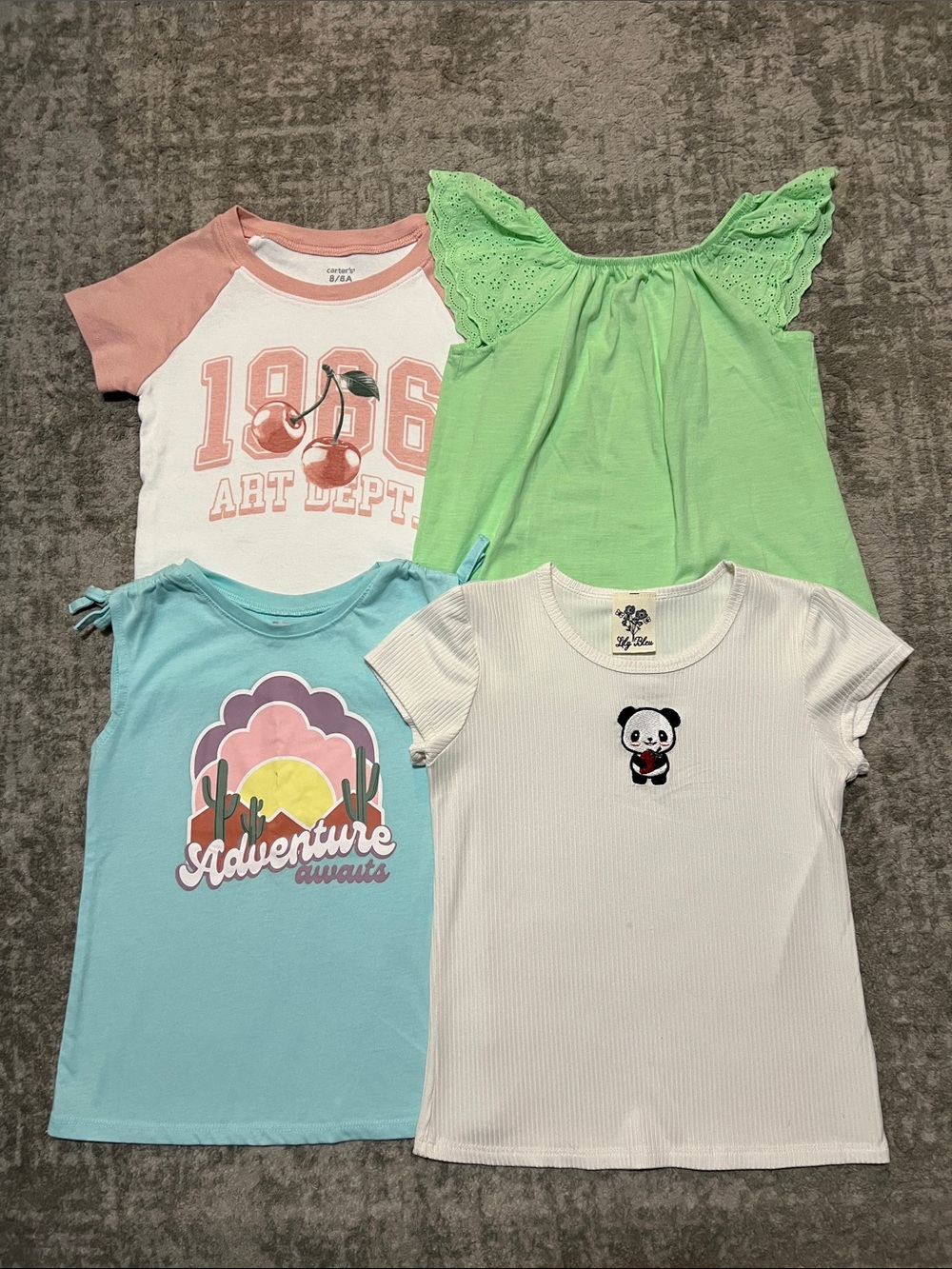 🔥4/20! Bundle of 4 girls short sleeve shirts.